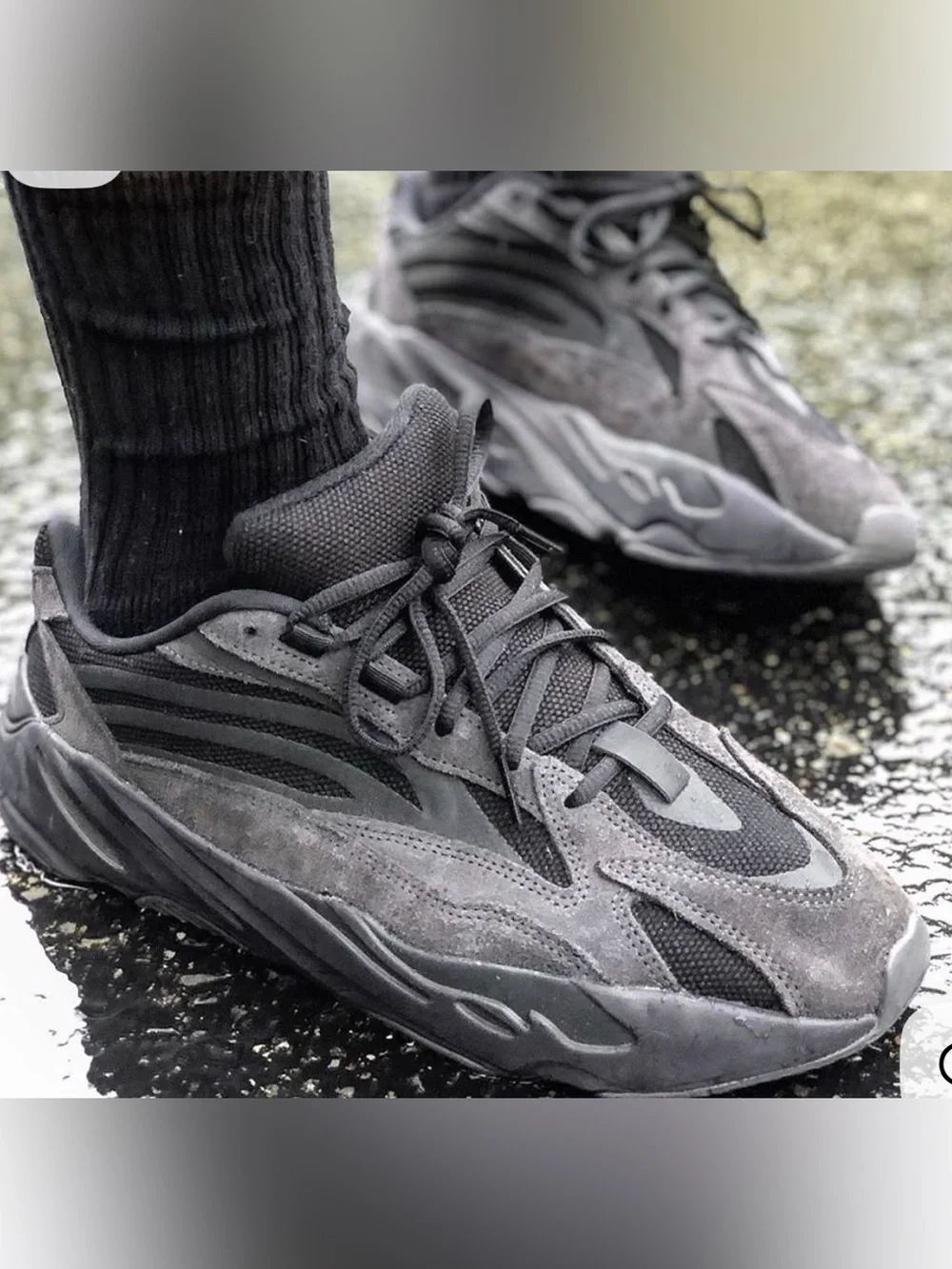 Adidas Yeezy Boost 700 v2 - Vanta